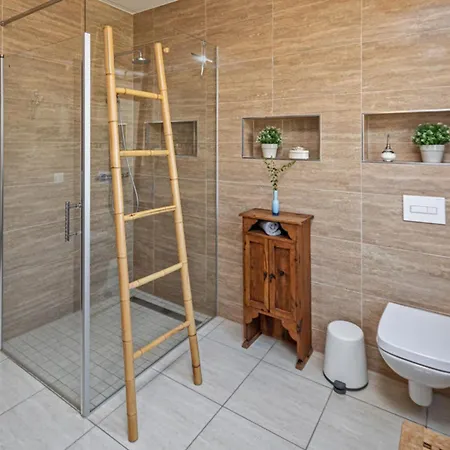 Apartman Eg *
